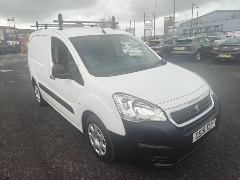 2016 Peugeot Partner 1.6 HDi 850 Professional Panel Van 4dr Diesel Manual L1 (132 g/km, 90 bhp) P...