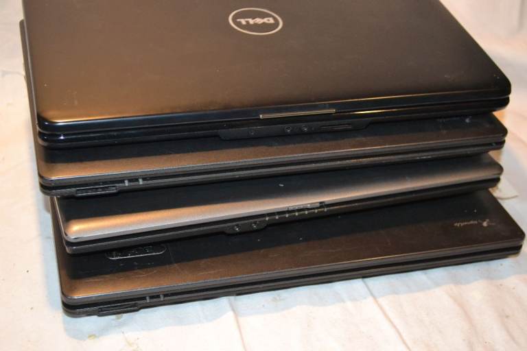 LAPTOPS JOB LOT WINDOWS 10