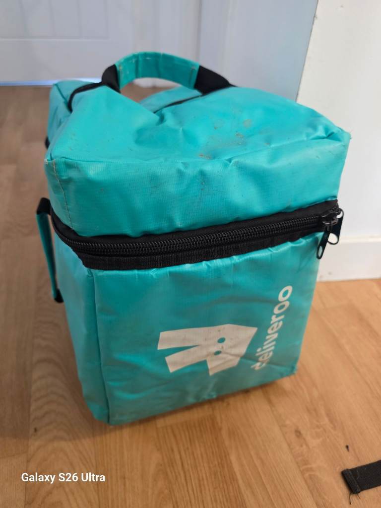 Deliveroo insulated food delivery Bag - Fair Condition