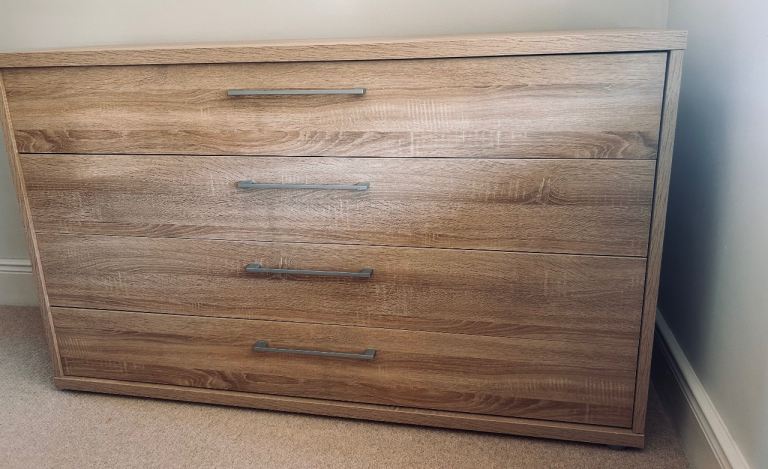 Barker and Stonehouse 4 drawer chest