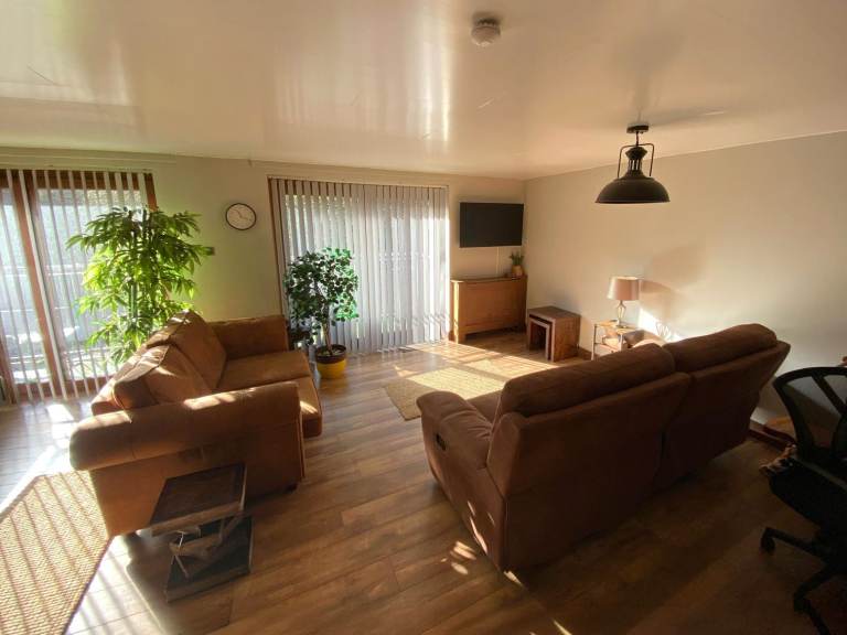 Furnished Double Room Available - Glasgow G20