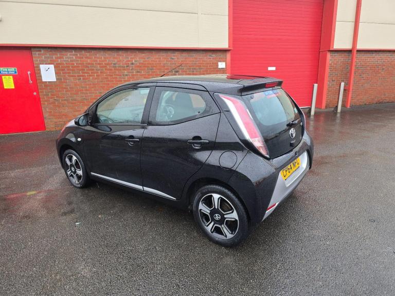 2015 Toyota AYGO 1.0 VVT-i x-clusiv Euro 5 5dr Euro 5 HATCHBACK Petrol Manual