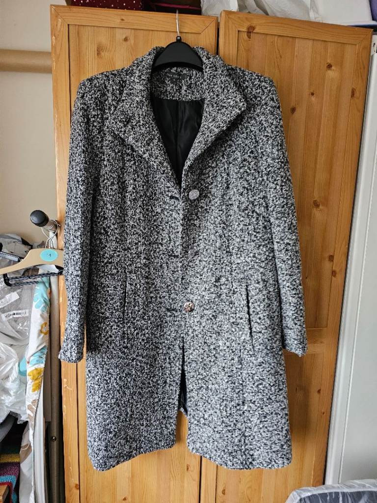 Ladies coat for sale 