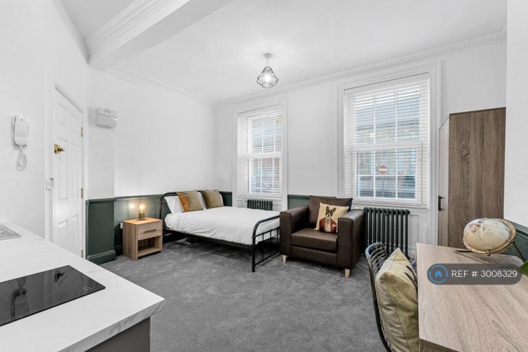1 bedroom in Winwick Street, Warrington, WA1 (#3008329)