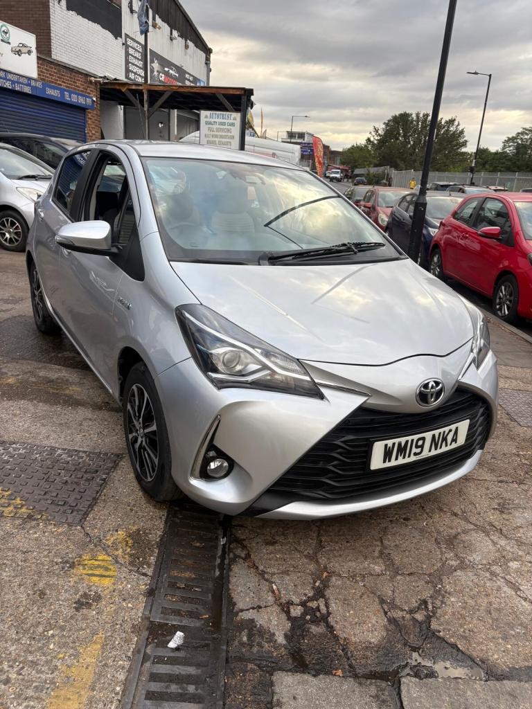 2019 Toyota Yaris 1.5 VVT-h Icon Tech Hatchback 5dr Petrol Hybrid E-CVT Euro 6