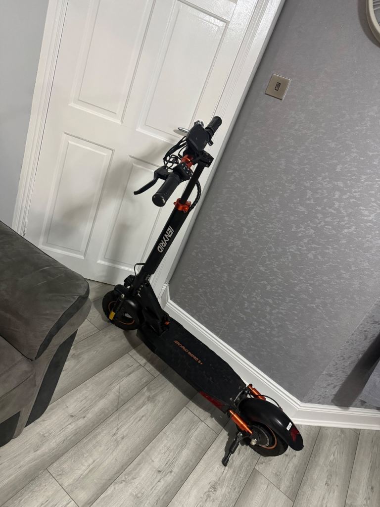 Electric scooter