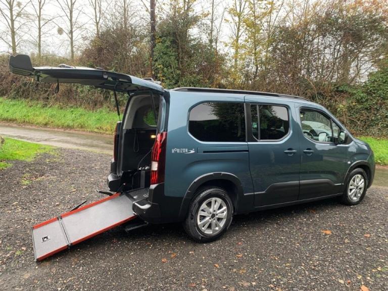  Peugeot Rifter 1.5 BlueHDi 100 Allure 5dr WHEELCHAIR ACCESSIBLE VEHICLE 5 SEATS