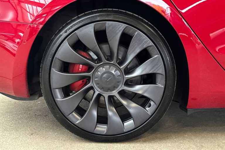 2022 Tesla Model 3 Performance AWD 4dr [Performance Upgrade] Auto SALOON ELECTRIC Automatic