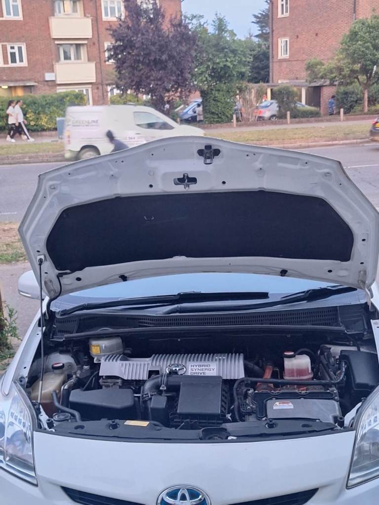 Toyota, PRIUS HYBRID, 2014, 1797 (cc)