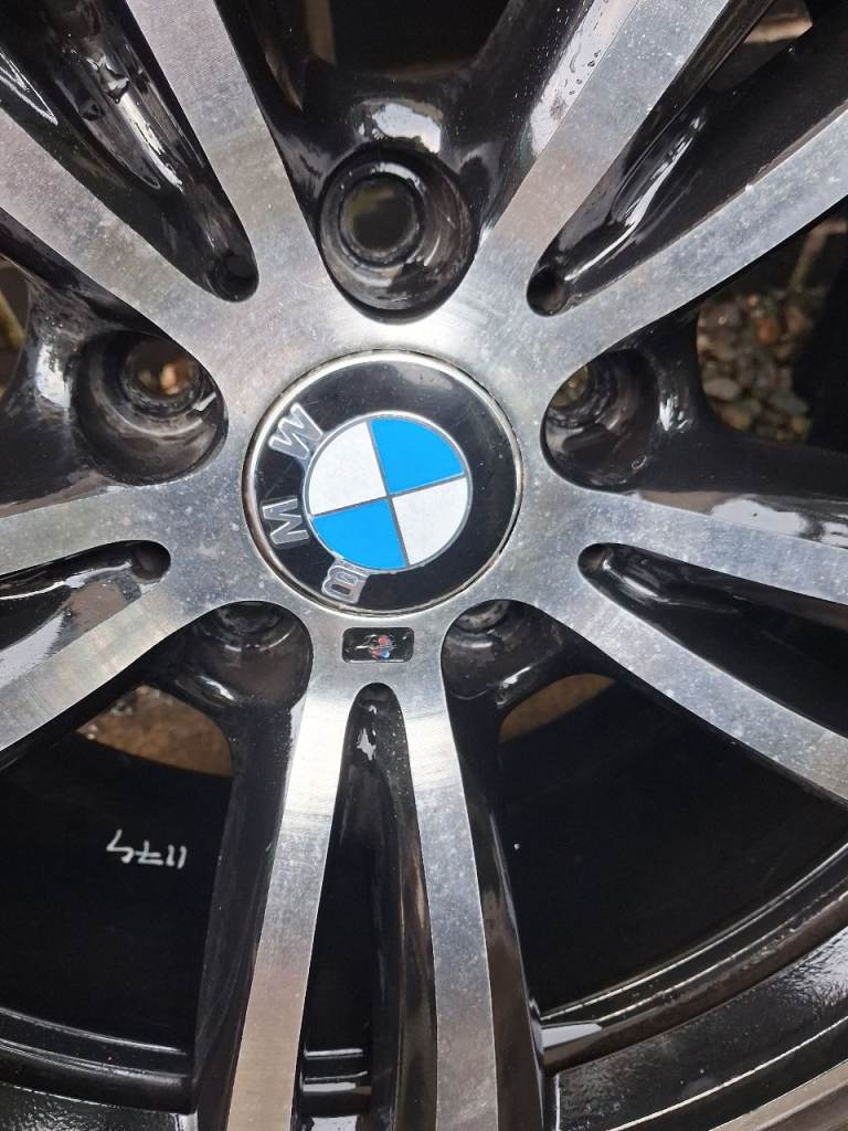 BMW 19 INCH ALLOY WHEEL 