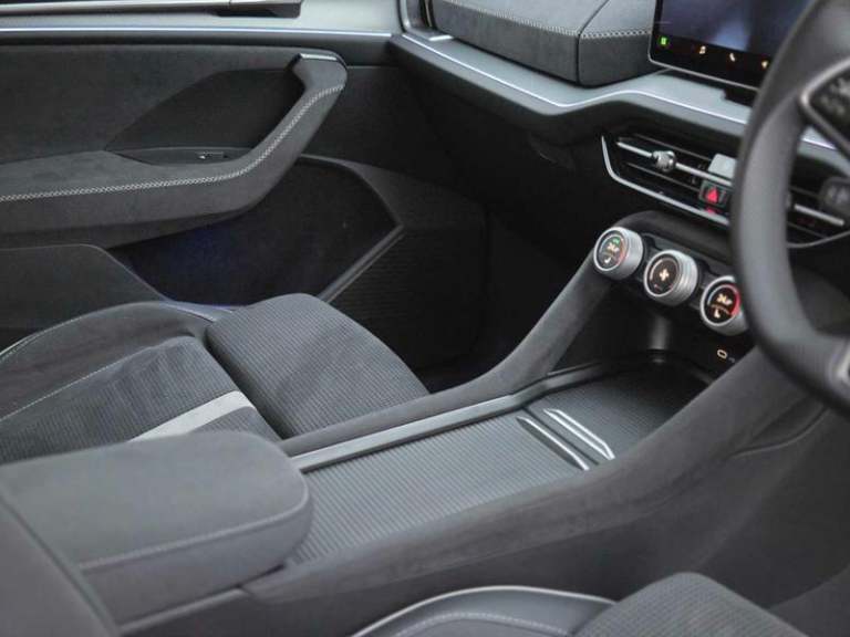 2025 Skoda Kodiaq 1.5 TSI iV 204 SportLine 5dr DSG Automatic SUV Hybrid Automatic