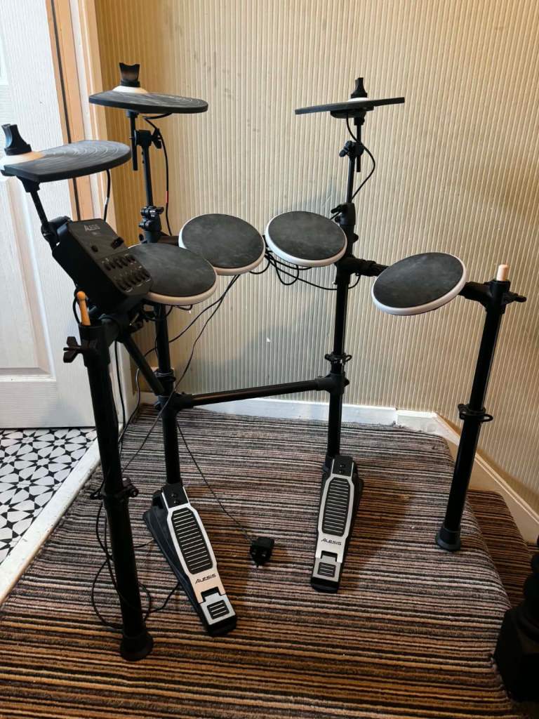 Alesis DMLite Full Electric Drum Kit – Good Condition