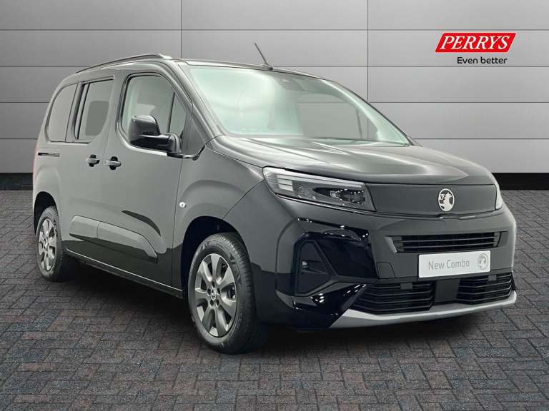 2025 Vauxhall Combo Life 100kW Ultimate 52kWh 5dr Auto Estate ELECTRIC Automatic