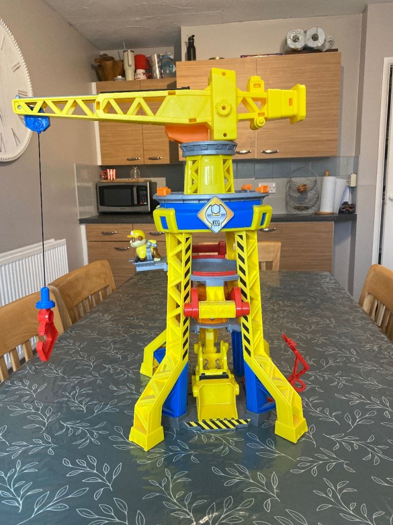 Rubble and Crew, Bark Yard Crane Tower Playset with Rubble Action Figure, Toy Bulldozer