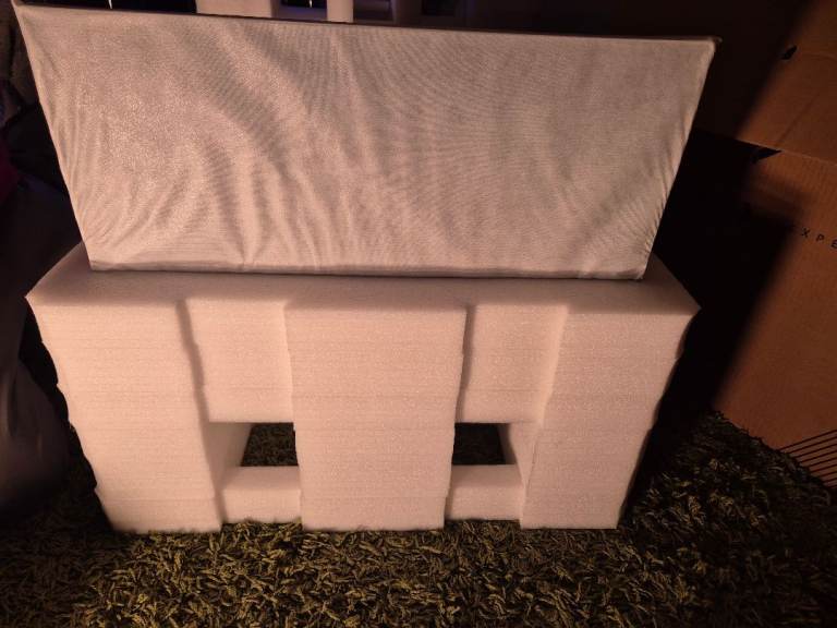 ASUS ExpertCenter V400 27" All-in-One PC - Intel® Core™ i5, 1 TB SSD, White