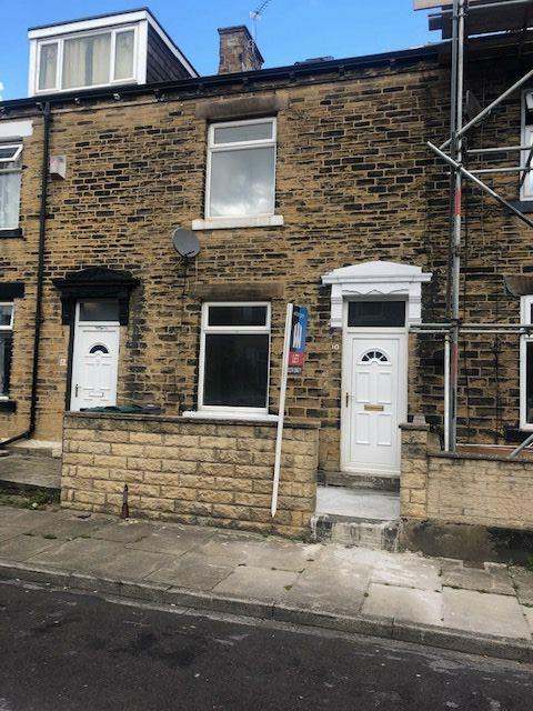 3 bedroom house in Deneside Terrace, Bradford
