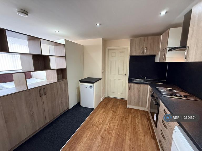 Studio flat in Cleveland St, Doncaster, DN1 (#2801874)