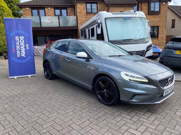 2017 Volvo V40 2.0 T2 R-Design Nav Plus Hatchback 5dr Petrol Manual Euro 6