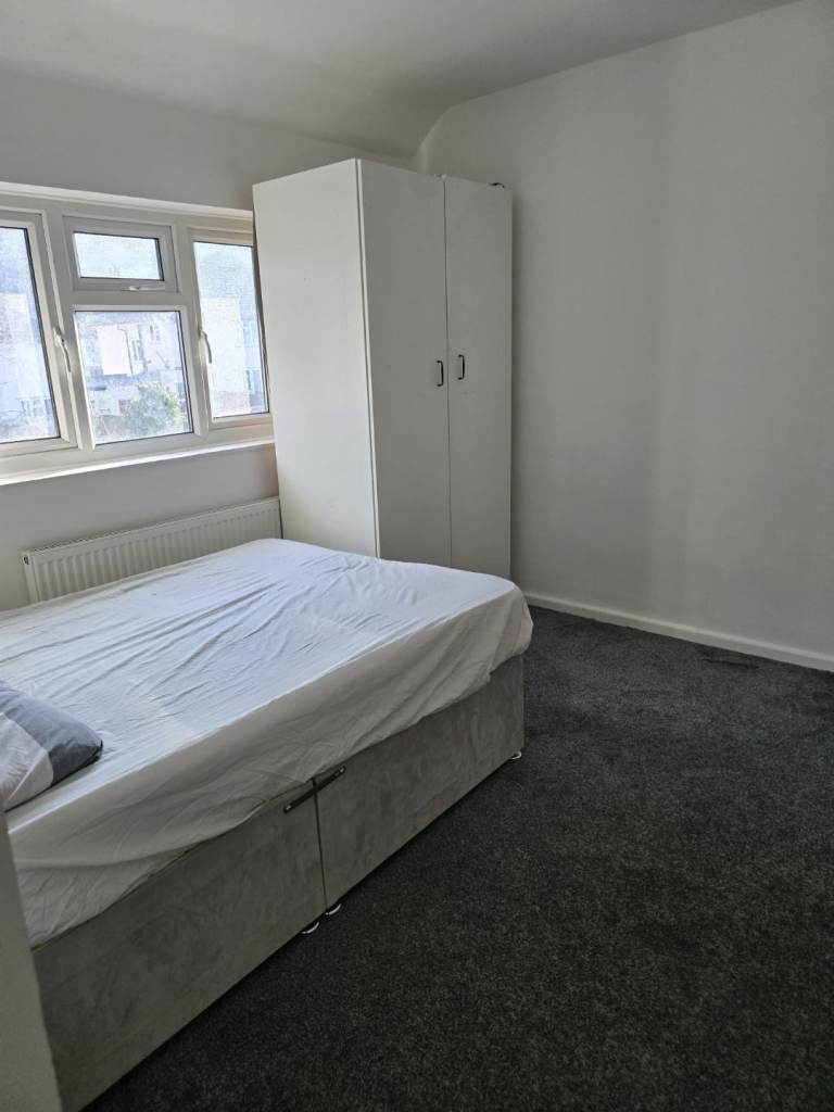 Double room for rent