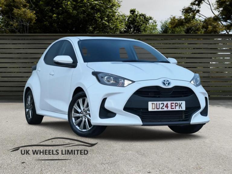2024 Toyota Yaris 1.5 VVT-h Icon E-CVT Euro 6 (s/s) 5dr HATCHBACK Petrol/Electric Hybrid Automatic