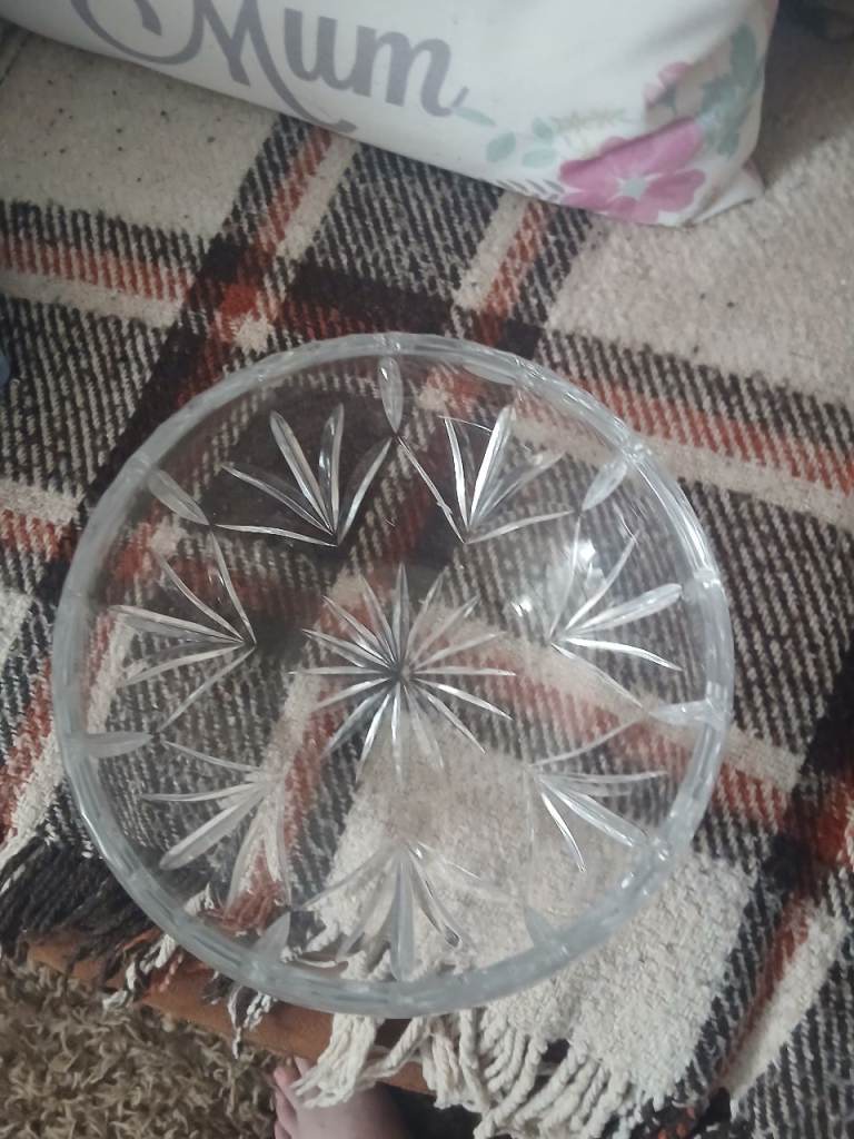 Crystal  bowl great condition no chips or cracks