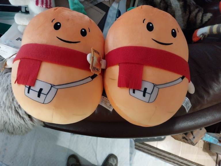 Kevin the carrot squishies
