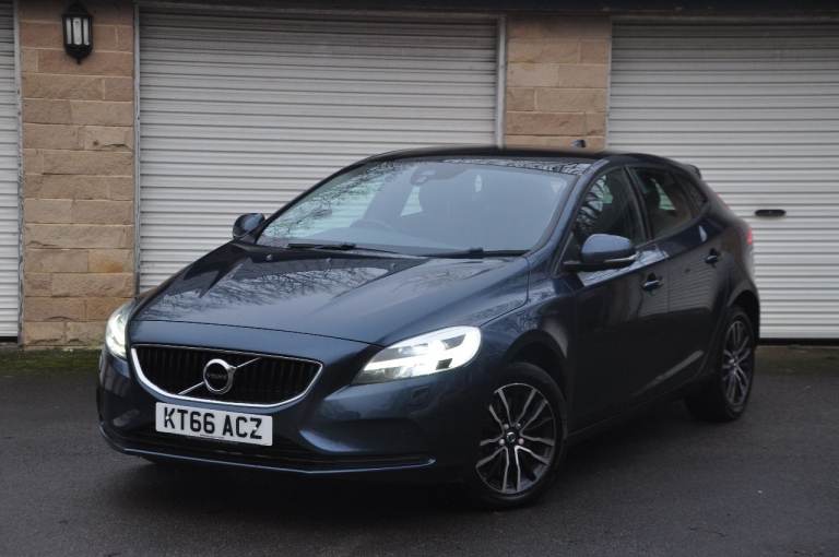 volvo v40 automatic not v60 ford focus audi a3 vw golf bmw 120d mercedes a200 a220 mada 3