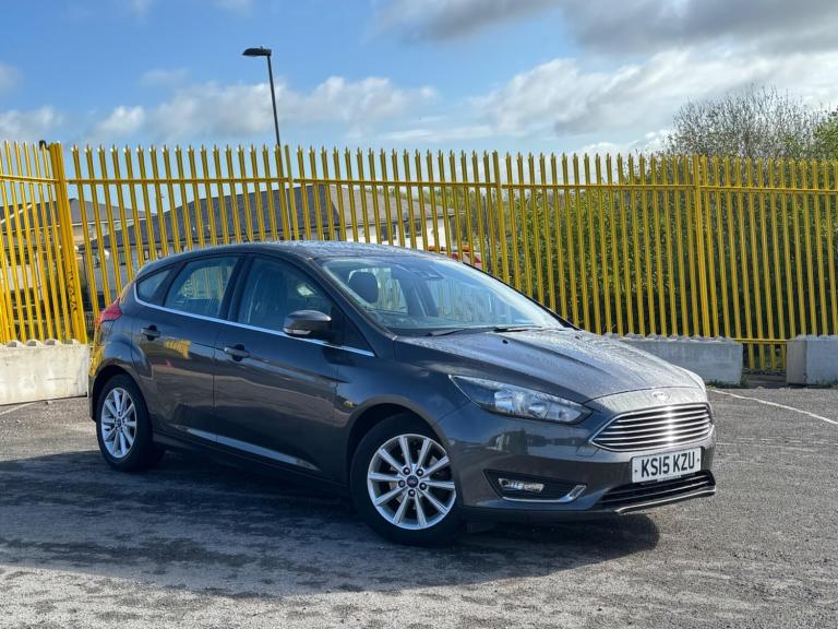 2015 Ford Focus 1.0T EcoBoost Titanium Euro 6 (s/s) 5dr HATCHBACK Petrol Manual