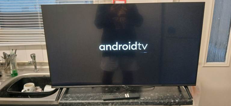 **NEW** 40" QLED SMART GOOGLE TV