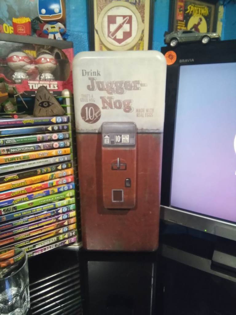 Call of duty mini fridge