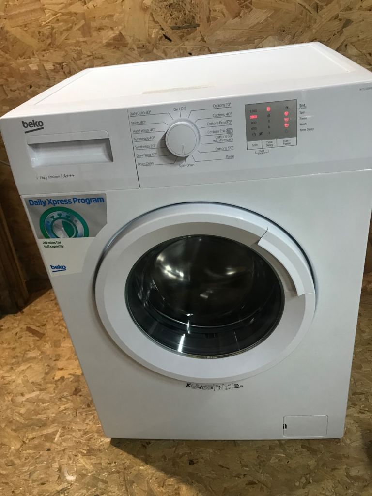 image for Beko 7kg 1200 spin wasing  machine nearly new condition £80