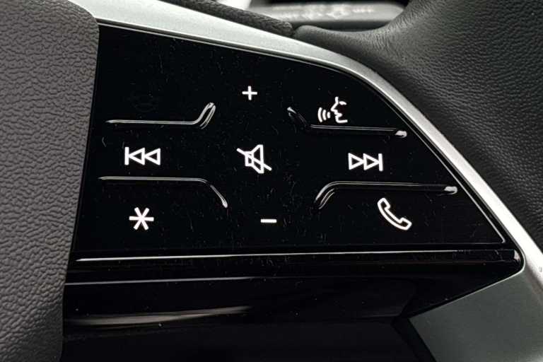 2025 Audi Q4 e-tron 250kW 55 Quattro 82kWh Sport 5dr Auto [Leather] SUV Electric Automatic