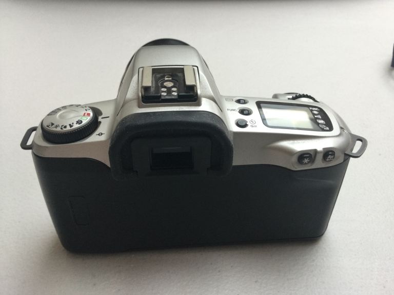 Canon EOS 500 SLR Camera