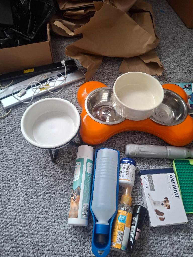 Pet supplies