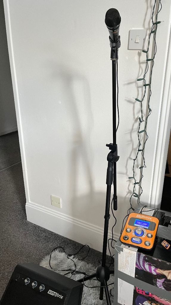 Complete Singtrix Karaoke Equipment 