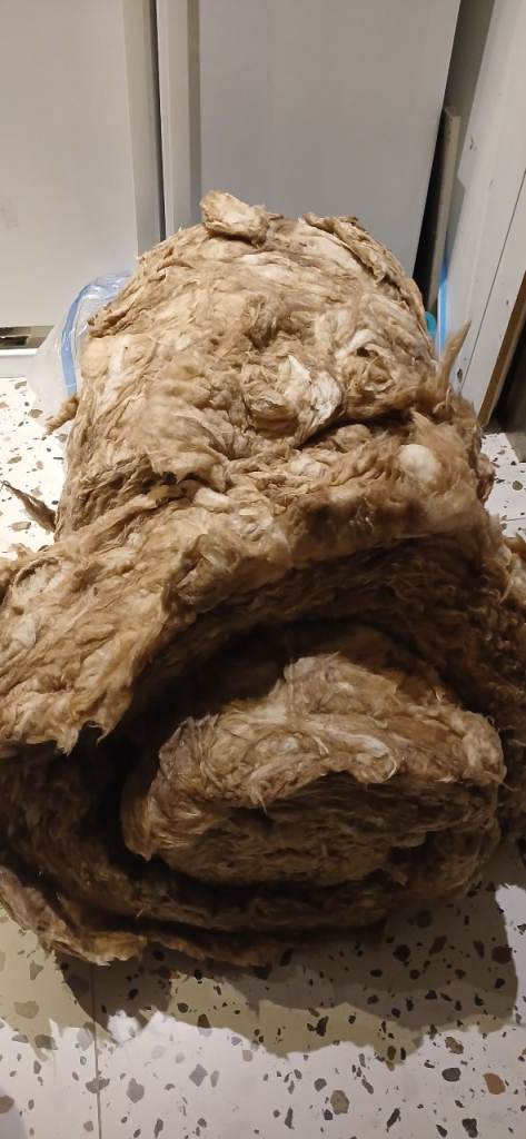 Huge loft insullation roll of insullation roll nw101hr