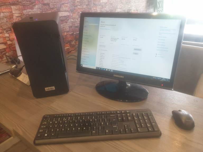 KENTA Desktop PC - AMD PRO A10-9700 R7, 16GB RAM, Windows 10
