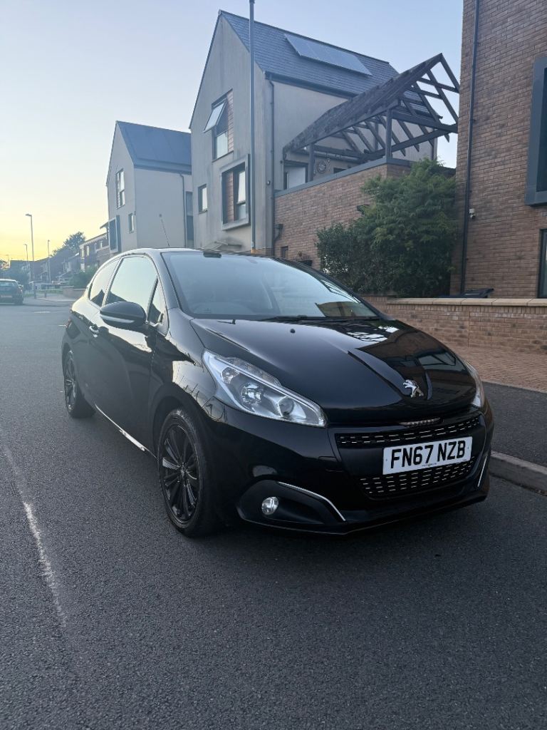 Peugeot, 208, Hatchback, 2018, Manual, 1199 (cc), 3 doors