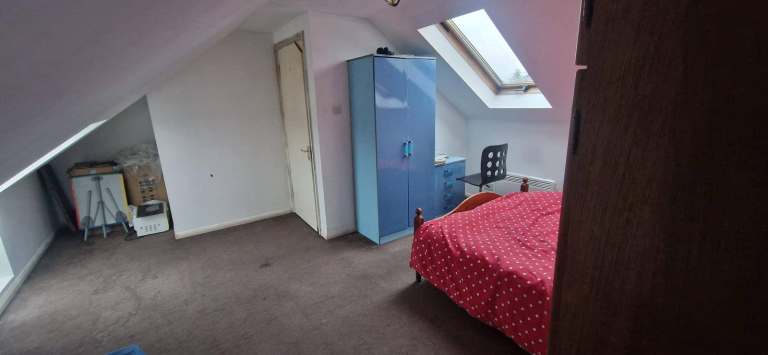 Spacious & Cosy Double Room for Rent - IG11 9EY