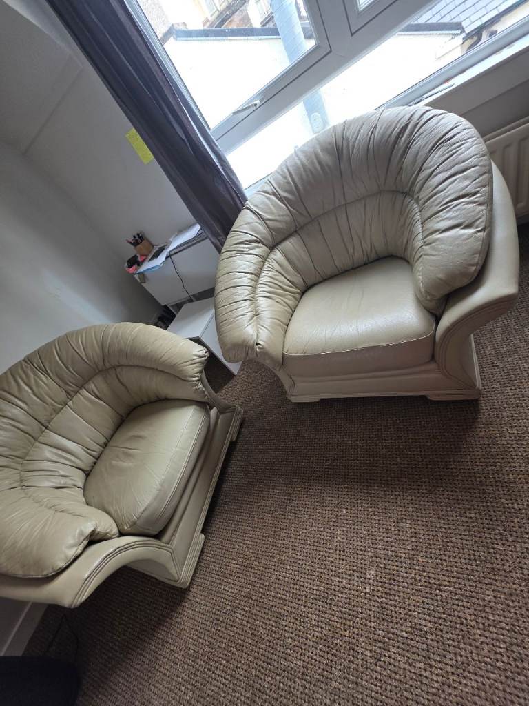 2 one-seater sofa for free.
