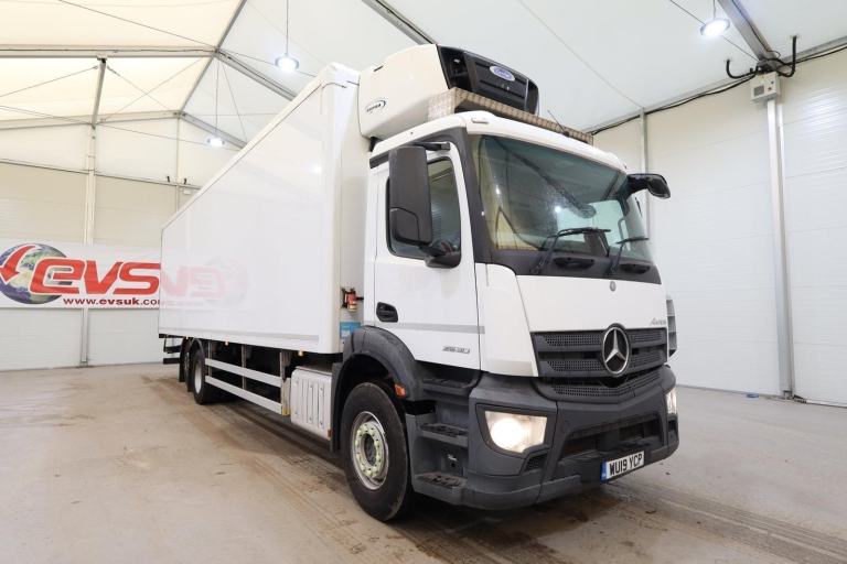 2019 (19 PLATE) Mercedes Benz ANTOS 2530 6x2 Euro 6 Refrigerated