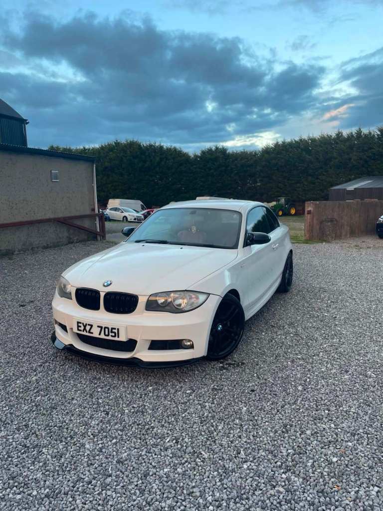 BMW, 1 SERIES, Coupe, 2010, Manual, 1995 (cc), 2 doors
