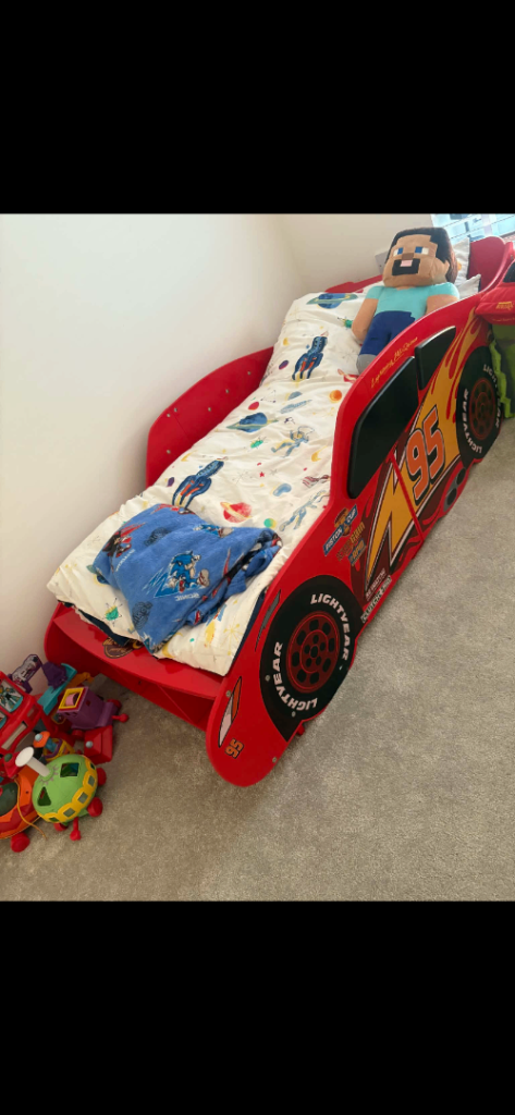 kids car bed 