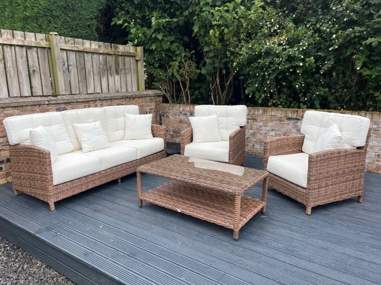 Garden Furniture 