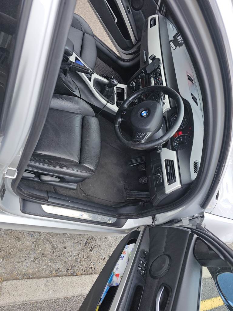 2006 BMW 3251. Starts and runs perfectly  fine