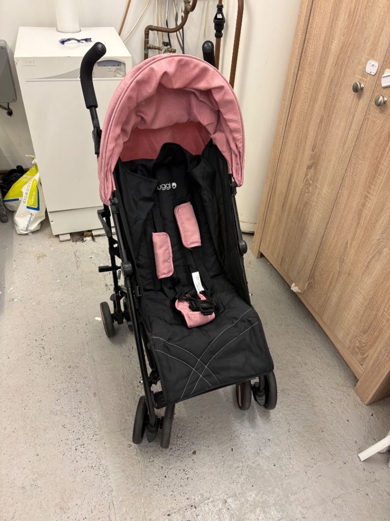 Cuggl Pink Stroller – Good Condition, £25.00 for Sale