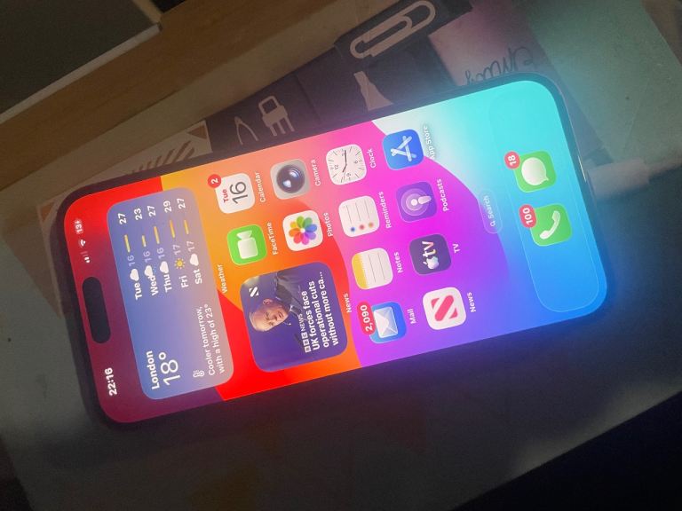 Apple iPhone 16 plus