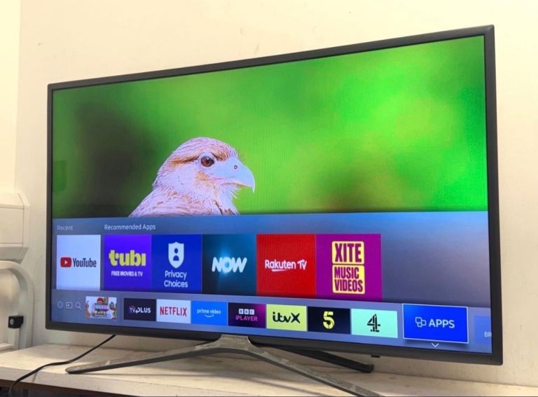 Samsung 40” Smart WiFi   Full Hd led tv   Good condition 