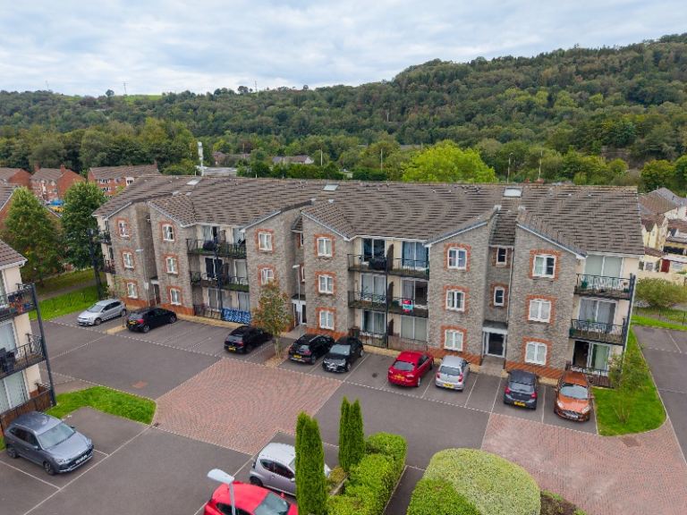1 Bedroom Flat *FOR SALE*