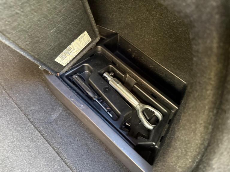 2013 BMW 3 Series 2.0 320d Sport Auto Euro 5 (s/s) 4dr SALOON Diesel Automatic